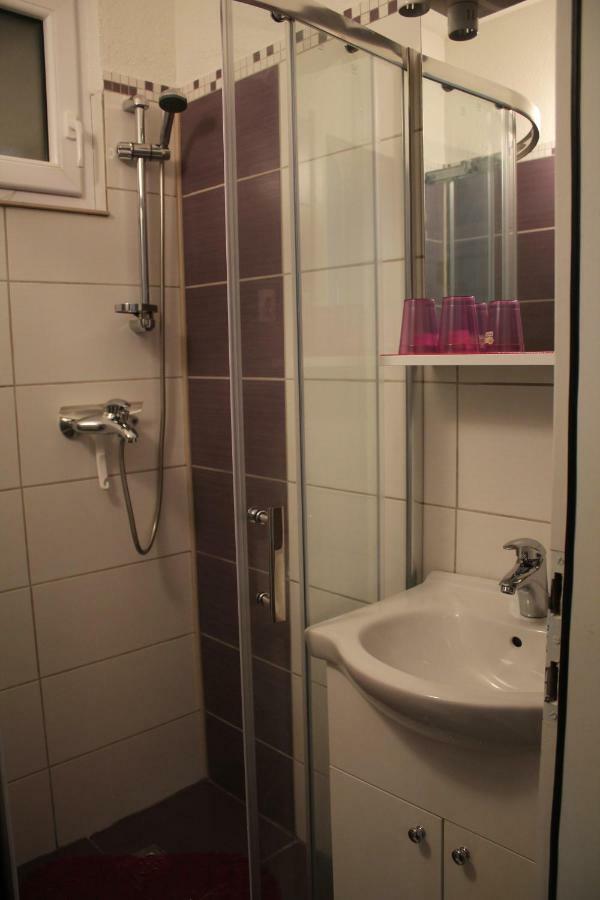 Apartmani Atila Damir Omis Luaran gambar