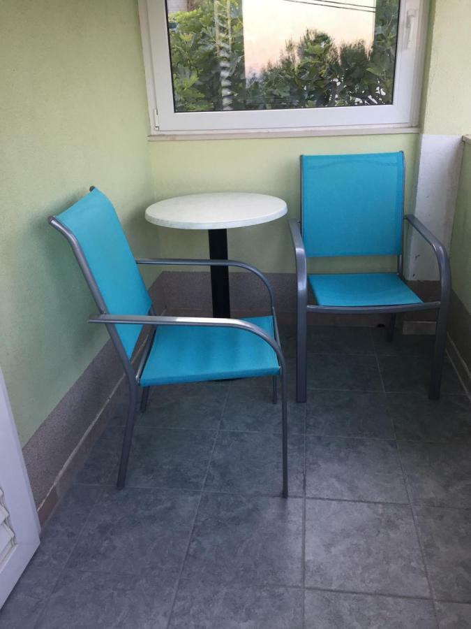 Apartmani Atila Damir Omis Luaran gambar