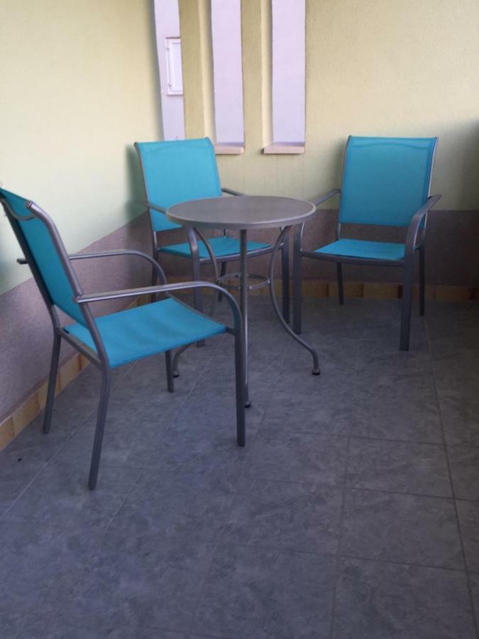 Apartmani Atila Damir Omis Luaran gambar