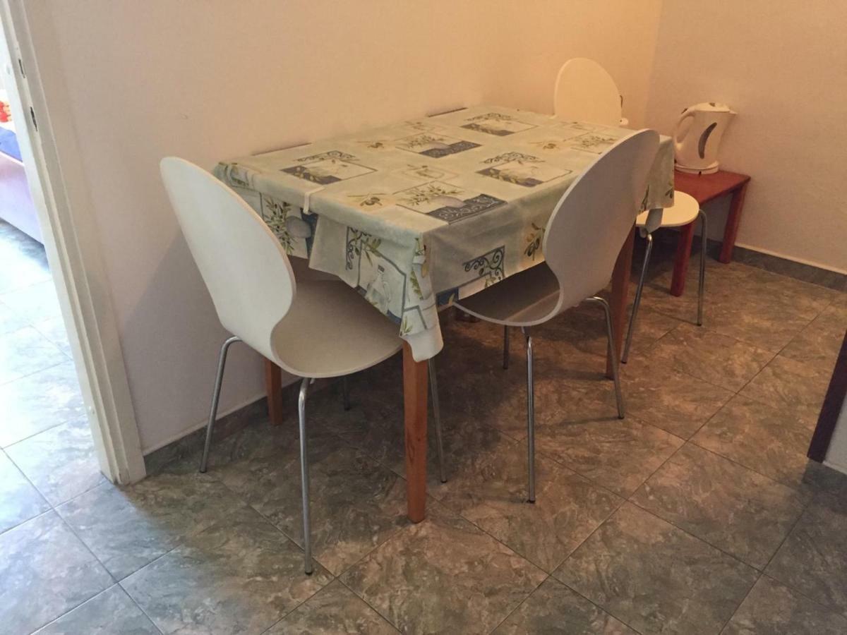 Apartmani Atila Damir Omis Luaran gambar