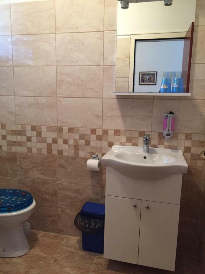 Apartmani Atila Damir Omis Luaran gambar